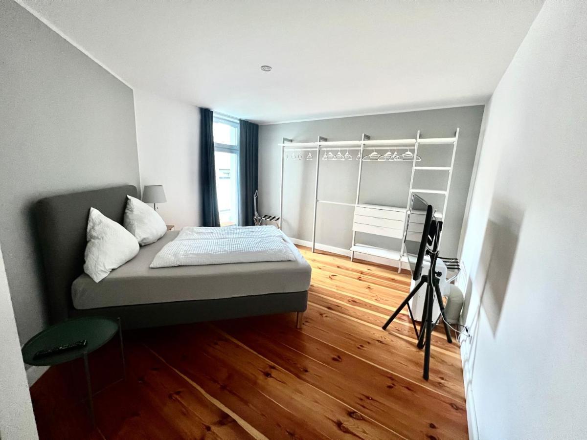Vibehome Duesseldorf - Stresemannstrasse Luaran gambar